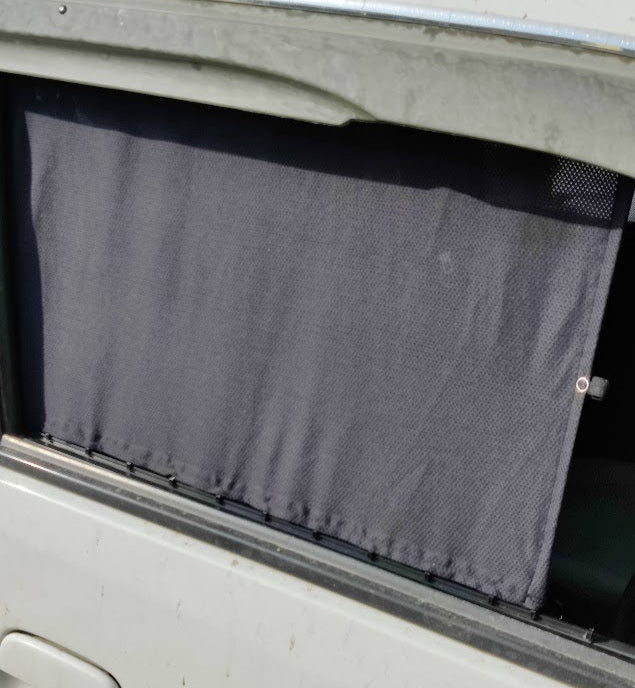 United Bravo Gen1 (2018-2025) Curtains
